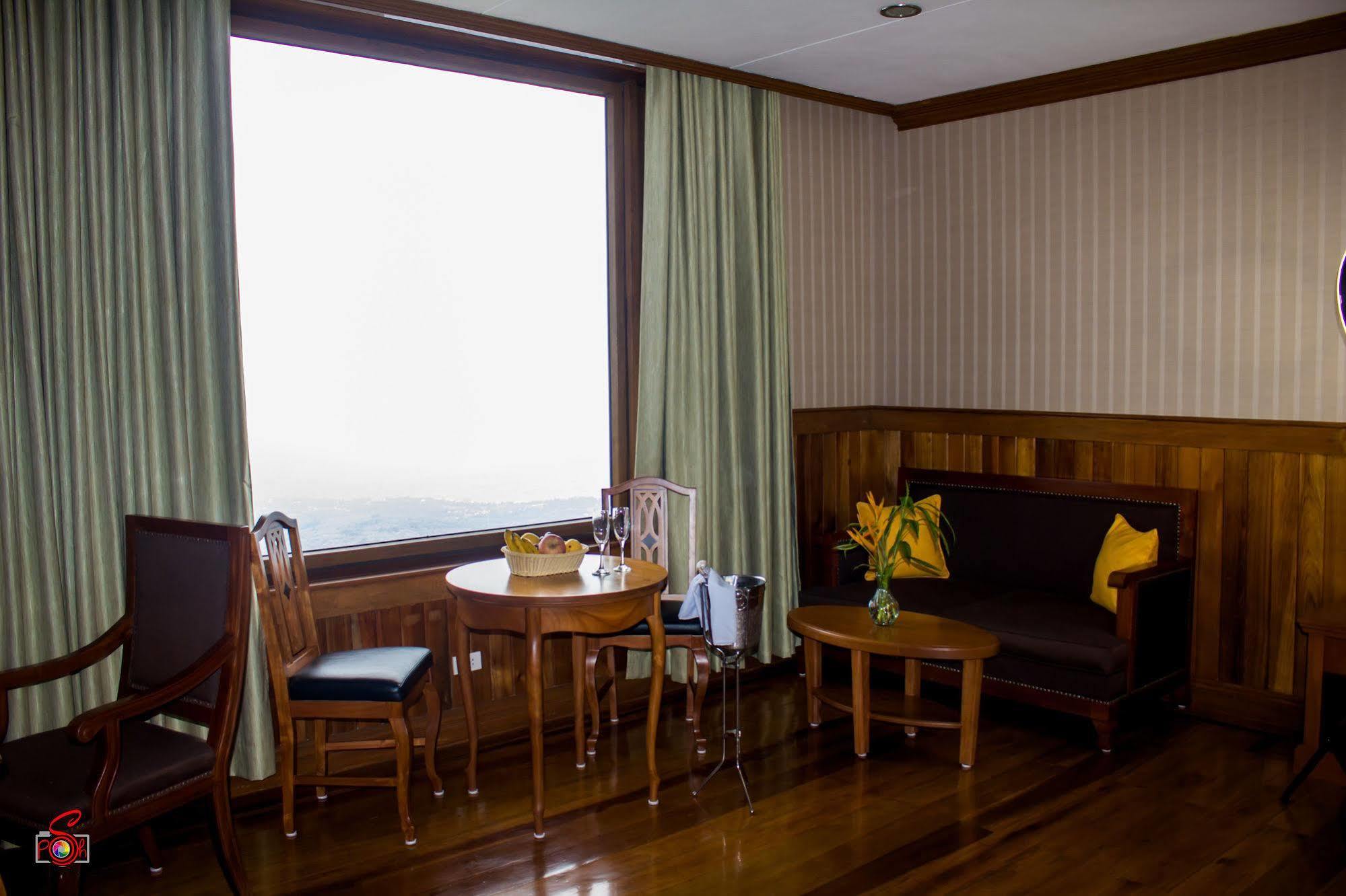 Alta D' Tagaytay Hotel Tagaytay City Luaran gambar